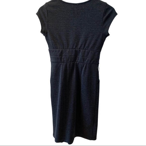 Dynamite Dress - Picture 2 of 5